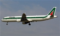Adolfmalet-Spotters Barcelona-El Prat. Click to see full size photo