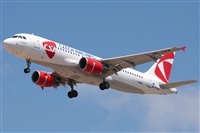 Alonso R Candelera AIRE.org.Spotters Bcn / El Prat. Click to see full size photo