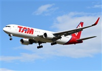 Adolfmalet-Spotters Barcelona-El Prat. Click to see full size photo