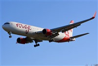 Adolfmalet-Spotters Barcelona-El Prat. Click to see full size photo