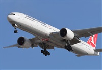 Adolfmalet-Spotters Barcelona-El Prat. Click to see full size photo