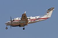 Jos Miguel Bernases - Noisy Spotters. Click to see full size photo