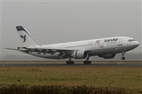Rodrigo Carvalho - Noisy Spotters. Click to see full size photo