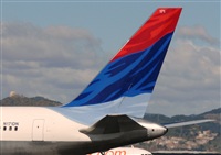 Adolfmalet-Spotters Barcelona-El Prat. Click to see full size photo