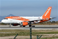 �Oscar Mart�nez spotter Barcelona el Prat. Click to see full size photo