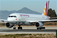Adolfmalet-Spotters Barcelona-El Prat. Click to see full size photo