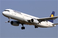 Adolfmalet-Spotters Barcelona-El Prat. Click to see full size photo