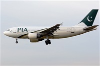 Adolfmalet-Spotters Barcelona-El Prat. Click to see full size photo