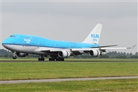 Rubn Gil - Noisy Spotters. Click to see full size photo