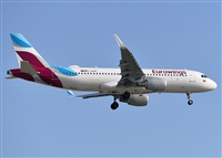 Adolfmalet-Spotters Barcelona-El Prat. Click to see full size photo