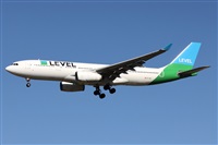 �Oscar Mart�nez spotter Barcelona el Prat. Click to see full size photo