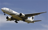 Alonso R Candelera AIRE.org.Spotters Bcn / El Prat. Click to see full size photo