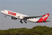 Jorge Medina - Spotters Barcelona - El Prat. Click to see full size photo