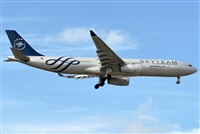 Adolfmalet-Spotters Barcelona-El Prat. Click to see full size photo
