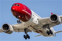 Oriol-Spotters Barcelona-El Prat. Click to see full size photo