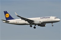Gabriele Fontana - Tuscan Aviation. Click to see full size photo
