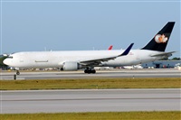 �C�sar Prieto. Click to see full size photo