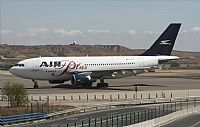 Jos Miguel Bernases - Noisy Spotters. Click to see full size photo