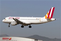 Adolfmalet-Spotters Barcelona-El Prat. Click to see full size photo