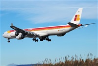 Adolfmalet-Spotters Barcelona-El Prat. Click to see full size photo