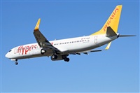 Jordi Rull Dalmau.Spotters BCN-El Prat. Click to see full size photo