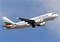 Adolfmalet-Spotters Barcelona-El Prat. Click to see full size photo