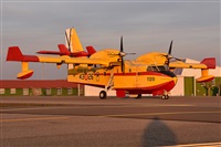 Anonymous aviation photographer-AIRE.ORG. Click to see full size photo