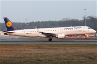 Gabriele Fontana - Tuscan Aviation. Click to see full size photo