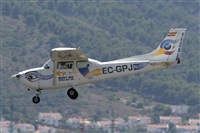 Jos Miguel Bernases - Noisy Spotters. Click to see full size photo