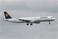 Adolfmalet-Spotters Barcelona-El Prat. Click to see full size photo