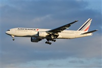Naoto Goto - South American Spotters Asu-Py. Click to see full size photo