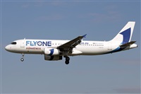 �Oscar Mart�nez spotter Barcelona el Prat. Click to see full size photo