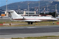 �Manuel Fernandez. Click to see full size photo