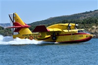 Anonymous aviation photographer-AIRE.ORG. Click to see full size photo
