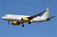 Cele - Spotters BCN. Click to see full size photo