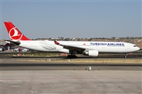 �Alfonso Sol�s - Asociaci�n Canary Islands Spotting. Click to see full size photo