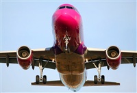 Pere  Escala - Spotters Barcelona-El Prat. Click to see full size photo