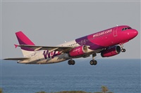 Rodrigo Carvalho - Noisy Spotters. Click to see full size photo
