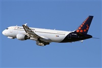 Adolfmalet-Spotters Barcelona-El Prat. Click to see full size photo