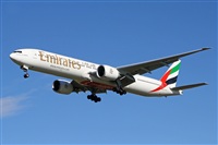 Jordi Rull Dalmau.Spotters BCN-El Prat. Click to see full size photo