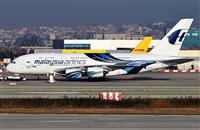 Adolfmalet-Spotters Barcelona-El Prat. Click to see full size photo