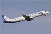 Jordi Rull Dalmau.Spotters BCN-El Prat. Click to see full size photo