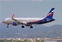 Jordi Rull Dalmau.Spotters BCN-El Prat. Click to see full size photo