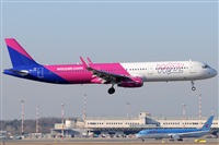 Gabriele Fontana - Tuscan Aviation. Click to see full size photo