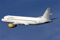 Adolfmalet-Spotters Barcelona-El Prat. Click to see full size photo