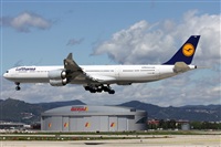 Jose Bornay - Spotters Barcelona - El Prat. Click to see full size photo
