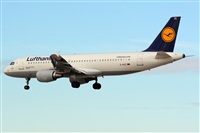 Adolfmalet-Spotters Barcelona-El Prat. Click to see full size photo