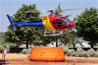 �Anonymous aviation photographer-AIRE.ORG. Click to see full size photo