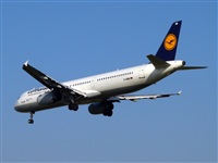 Javier Rioja - Spotters Barcelona - El Prat. Click to see full size photo