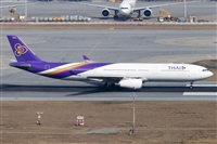 Rubn Gil - Noisy Spotters. Click to see full size photo